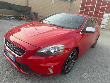 VOLVO V40 D4 R-design Momentum Stupenda Bellissi