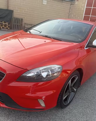 VOLVO V40 D4 R-design Momentum Stupenda Bellissi