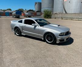 Ford Mustang V6 4.0 manuale