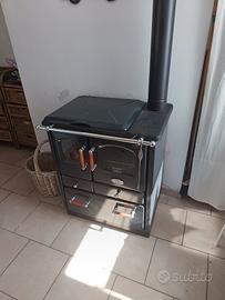 stufa a legna putage con fornetto 