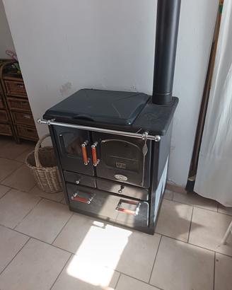 stufa a legna putage con fornetto 
