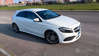 Mercedes Classe A 180D Premium - AMG line