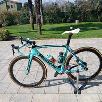 Bici Bianchi Oltre XR4 Perfetta