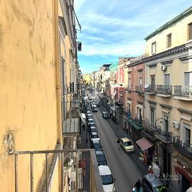 5 LOCALI A TORRE ANNUNZIATA