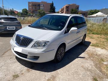 Lancia Phedra 2.0 MJT 136 CV Platino