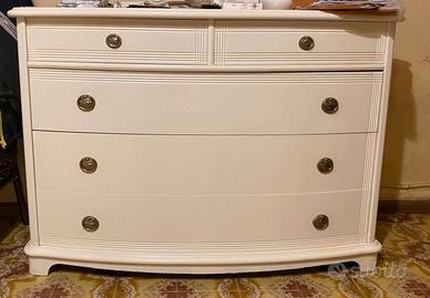 Camera da letto completa bianca in legno massello