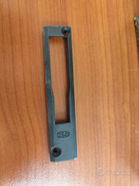 contropiastra in nylon nero per serrature