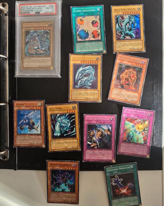 Carte collezione Yugioh Drago Bianco psa 8 e altro
