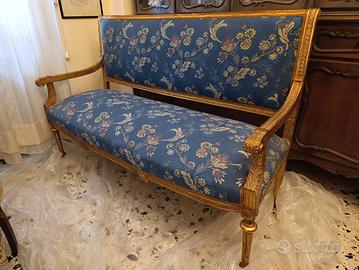 Divano dorato in stile impero primi del 900