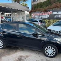 Ford Fiesta 1.6 TDCi 90CV 5 porte DPF Titanium 200