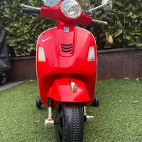 Vespa Elettrica per Bambini - Come Nuova!