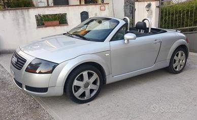 AUDI TT CABRIO
