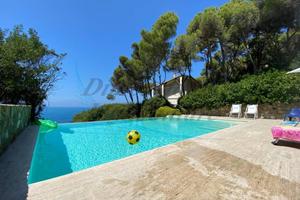 Villa di 270 m² con più di 5 locali a Rosignano Ma