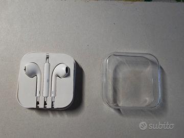 Auricolari con filo e connettore jack 3.5 mm