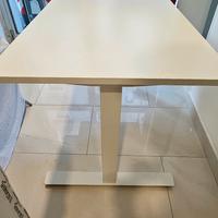 Scrivania Ikea usata