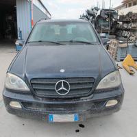 Ricambi Mercedes ML 270 CDI 2003 (SENZA PARAURTI)