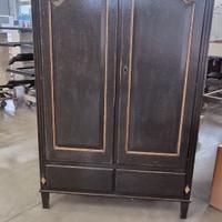 Armadio 2 porte laccato a pennello