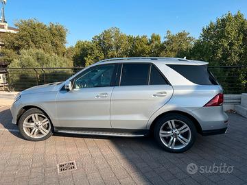 MERCEDES-BENZ GLE250D 4MATIC 2016