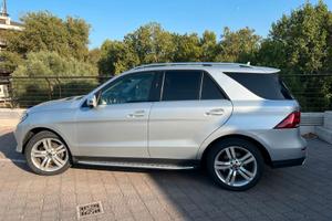 MERCEDES-BENZ GLE250D 4MATIC 2016