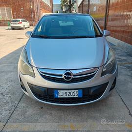 Opel Corsa 1.2 5 porte Cosmo