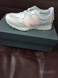 New balance 327 nuove con cartellino