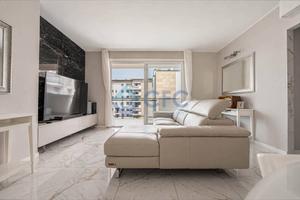 Appartamento di 127 m² con 3 locali e box auto a S
