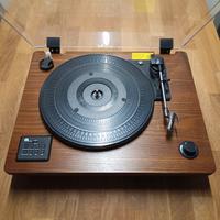 Giradischi con connettività bluetooth e USB 