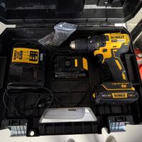 Avvitatore De Walt DCD777S2T con 2 batterie