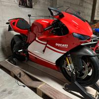 Ducati Desmosedici RR