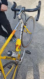 bicicletta da corsa bianchi