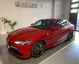 ALFA ROMEO Giulia 2.9 T V6 AT8 Quadrifoglio "CAR