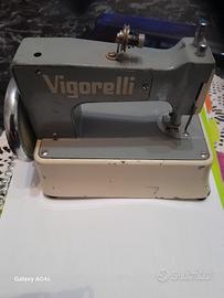 vecchia  macchina da cucire mini