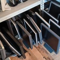 Disponibili 40 monitor da 14" 15" 17"19" LCD