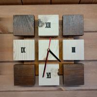 Orologio da parete in legno