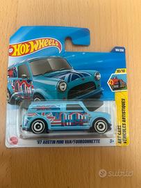 Hot Wheels '67 Austin Mini Van