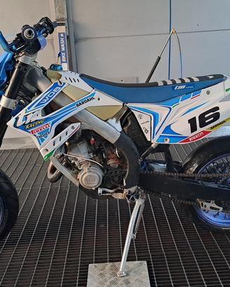 TM En 125 Motard
