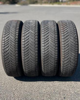 Gomme d'auto