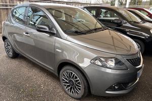 Lancia Ypsilon 1.0 FireFly 5 porte S&S Hybrid Plat