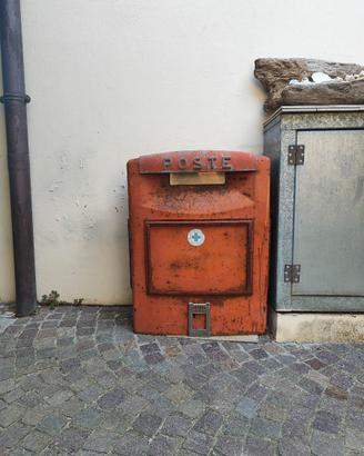 Cassetta Postale Antica d'Epoca "POSTE" in ghisa