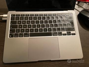 MacBook Air M1 8GB RAM 256GB SSD