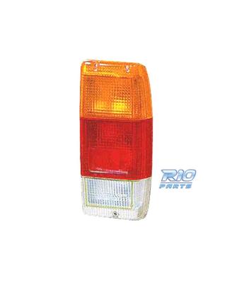 FANALE DESTRO PER NISSAN VANETTE 84-89