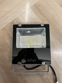 Faro led 30w 3000k