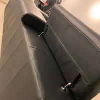 Divano in Pelle Nera