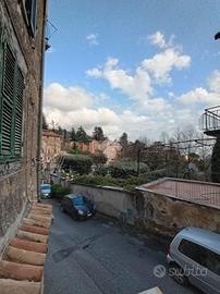 2 LOCALI A OLEVANO ROMANO