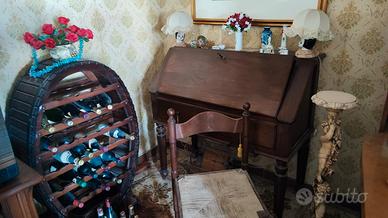 Botte portabottiglie e studiolo in legno 