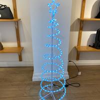 Albero di natale luminoso