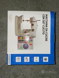 macchina da cicire con set cucito