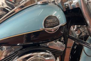 Harley-Davidson RoadKing Classic