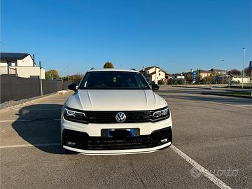 Volkswagen Tiguan R line