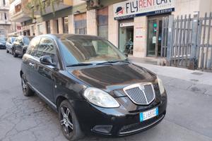 Lancia Ypsilon 1.3 MJT 75 CV Diva